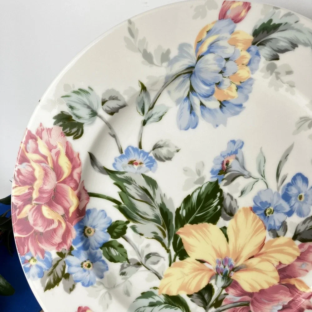 Oscar de la Renta Dinner Plate English Tapestry LF005 12in Ivory Floral China
